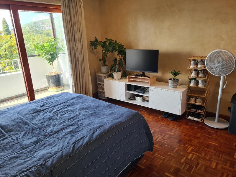 2 Bedroom Property for Sale in Oranjezicht Western Cape